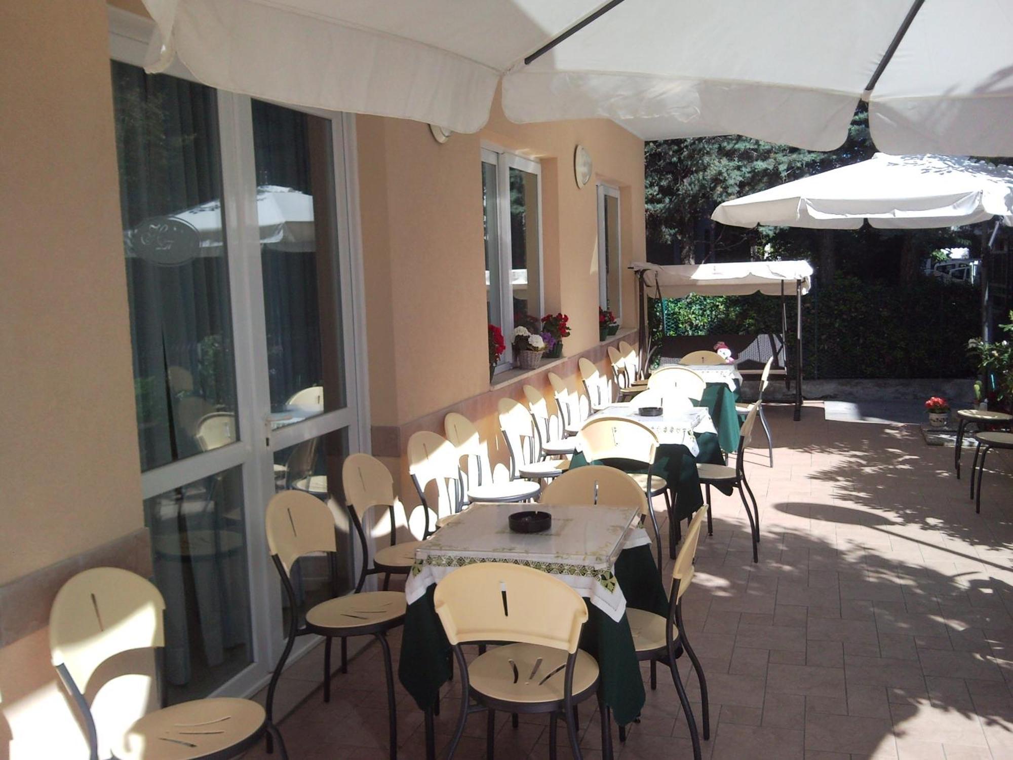 Hotel Trinidad Rimini Eksteriør billede