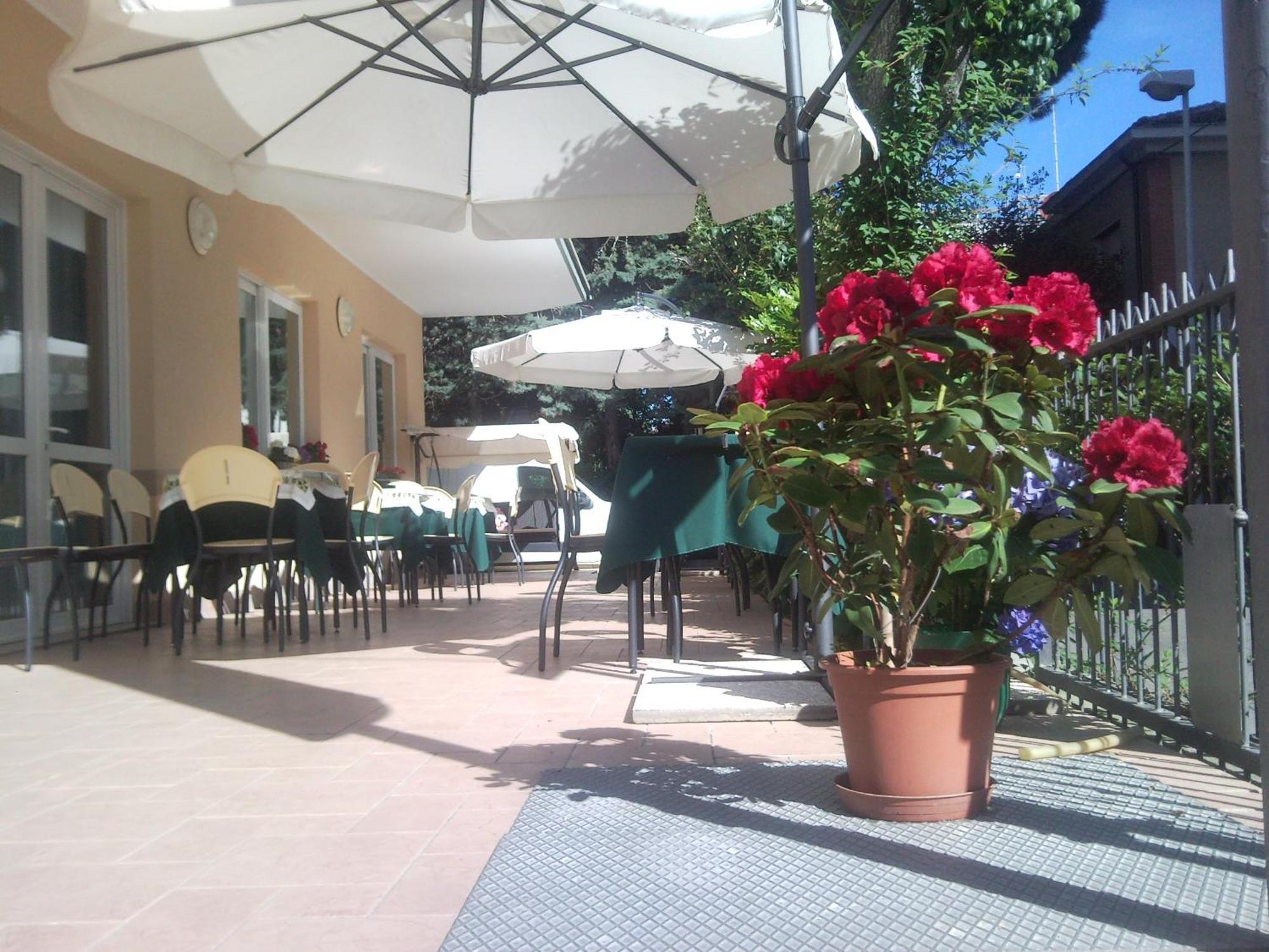 Hotel Trinidad Rimini Eksteriør billede