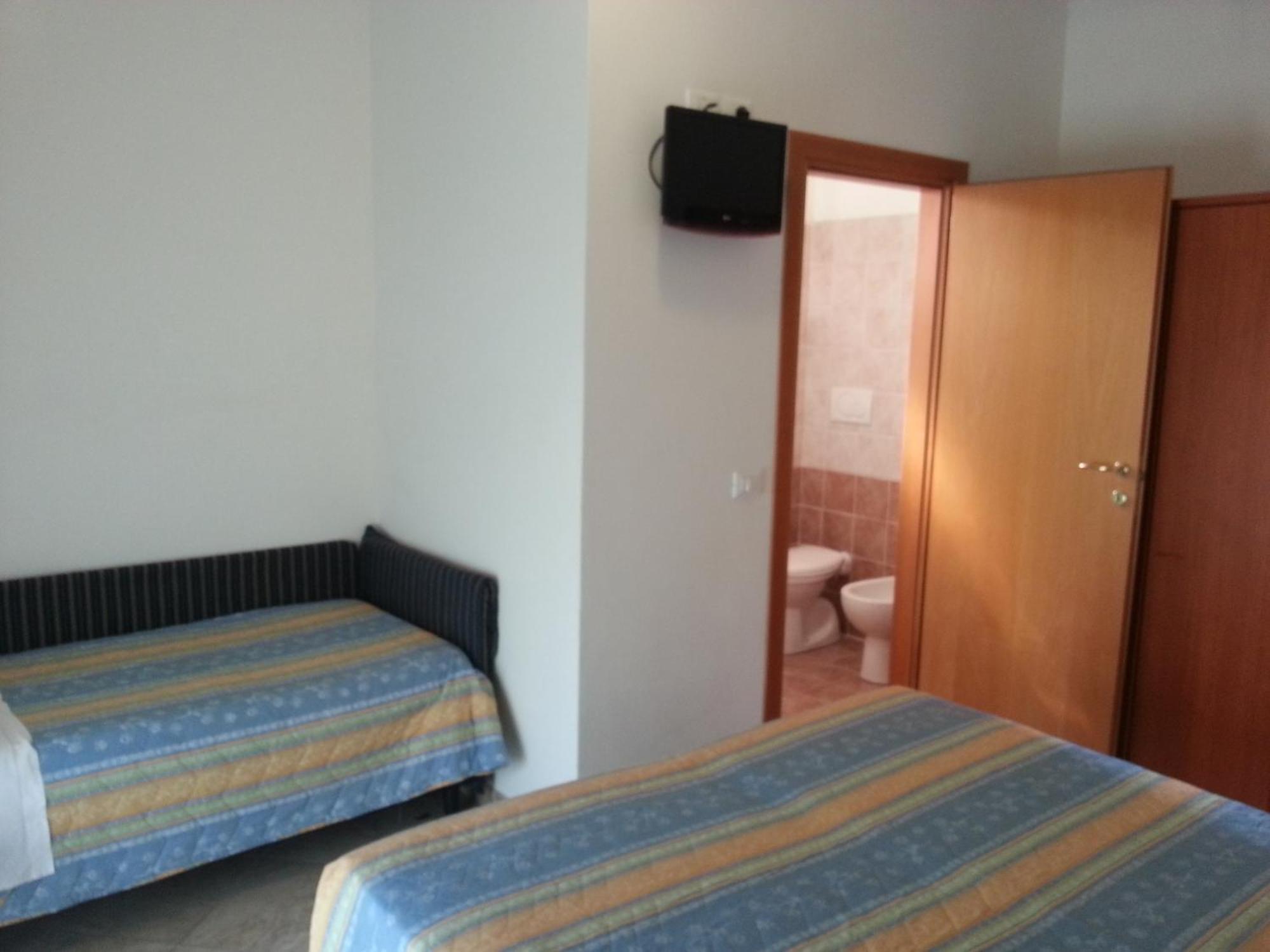Hotel Trinidad Rimini Værelse billede