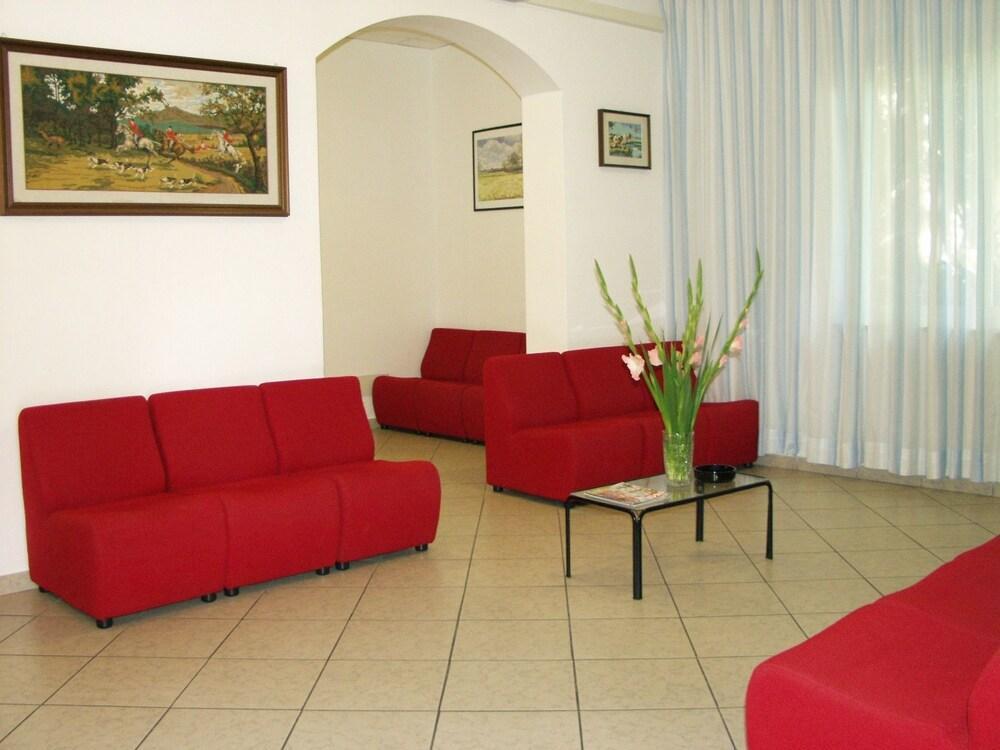 Hotel Trinidad Rimini Eksteriør billede
