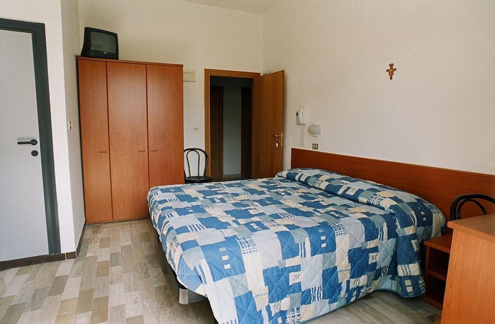 Hotel Trinidad Rimini Eksteriør billede